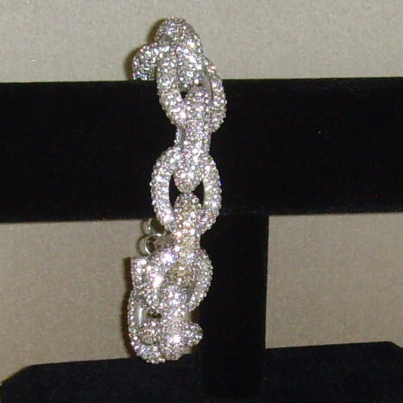 Brilliant Silver-Tone and Rhinestone Chain Link Bracelet - BLING! - Picture 12 of 14